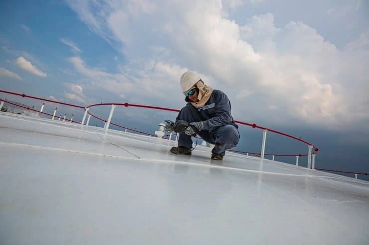 Liquid Roof vs Traditional Roofing: Which is Right for Your Wolverhampton Home?