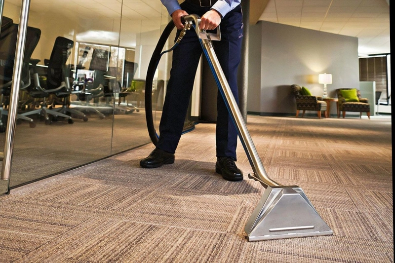 How Commercial Rug Cleaners Help Saving Money?