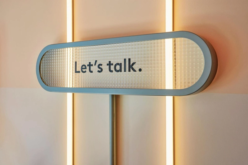 Design Trends in Signage: What's Hot Right Now
