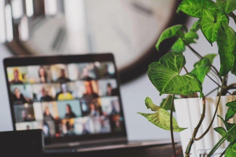 Top Team Building Games for Productivity