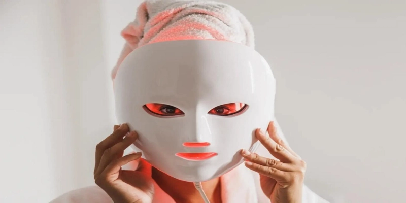 Red Light Therapy Benefits: A Closer Look