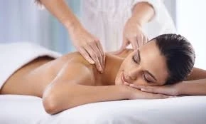 Best massage parlours in Noida