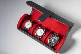 Single Watch Roll Case in Premium Leather: Style and Protection