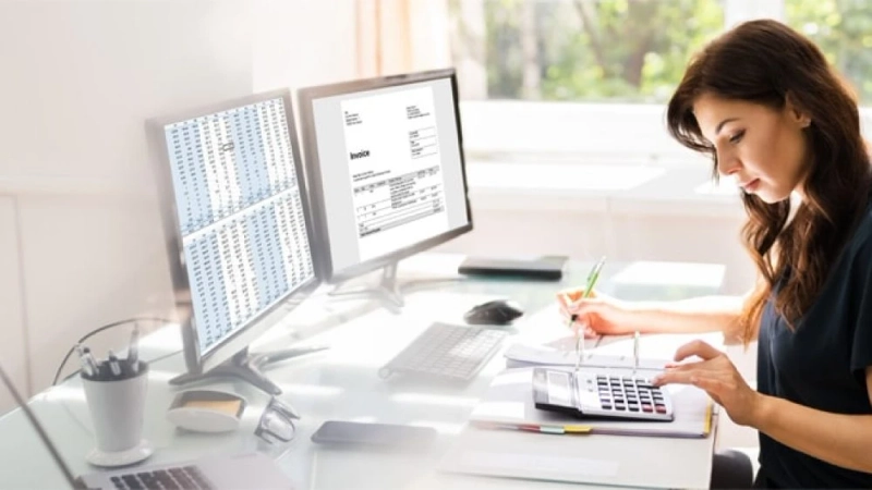 Outsourced Payroll vs. In-House: Which Is Better for Your Business?