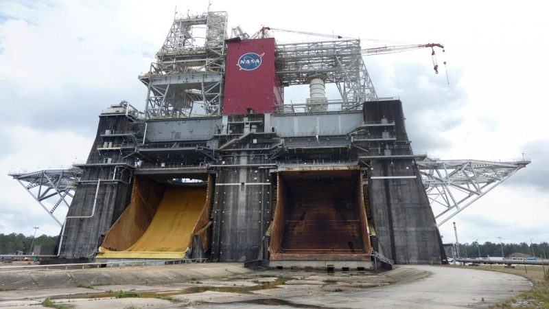 NASA Will Conduct Green Run Hot Fire Tests for Artemis – I Mission