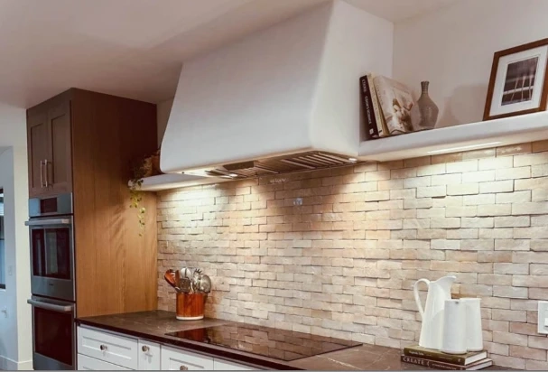 How to Choose a Range Hood for Your Gas Stove: Expert Tips