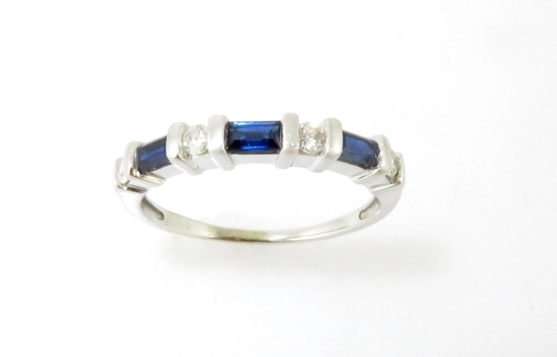 Why Promise Rings Matter: A Look at Their History and Symbolism