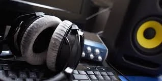 Should You Buy Instrumentals, Beats And Backing Tracks For Your Songs? Reasons For And Against