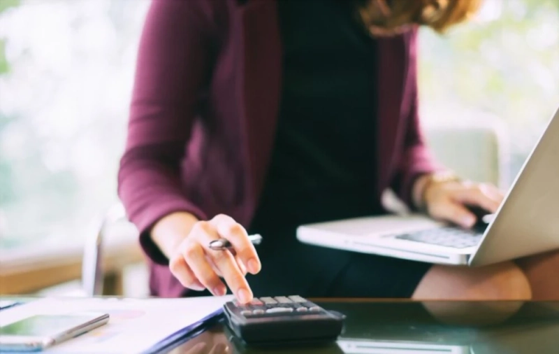 WHAT ARE THE BENEFITS OF OUTSOURCING ACCOUNTING SERVICES FOR MY COMPANY?
