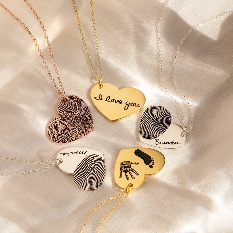 Celebrate Milestones with a Multiple Name Necklace: Incorporating Birth Flowers for Each Family Member