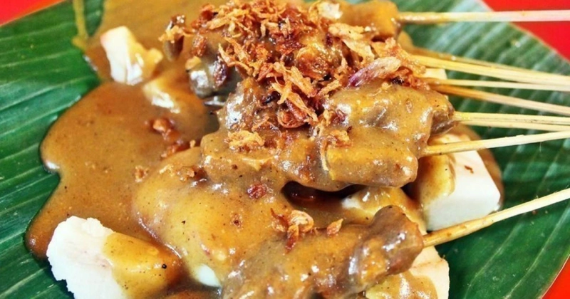 5 Best Street Food Recommendations In Indonesia