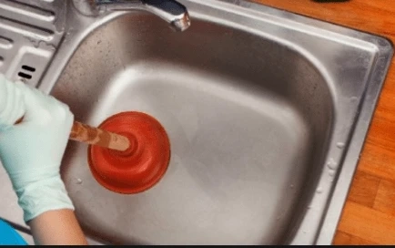 Emergency Blocked Drain Services: What to Expect and When to Act