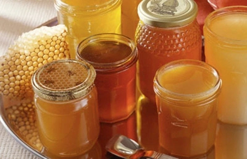 Buying Honey in Bulk: Everything You Need to Know