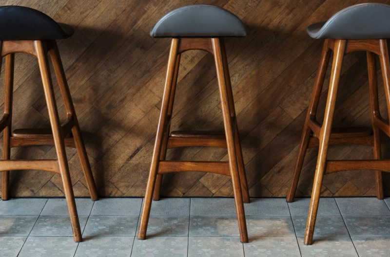 Do You Really Need a Backrest on Bar Stools, or Are Backless Stools Fine?