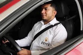 Benefits of Choosing a Professional Driver Service Dubai