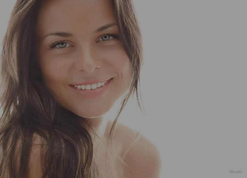 What Should You Know Before Choosing Double Chin Liposuction?