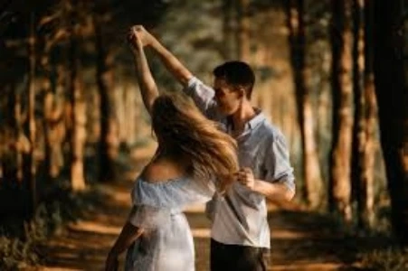Exploring Nature with your Significant Other: Tips for a Romantic and Memorable Trip