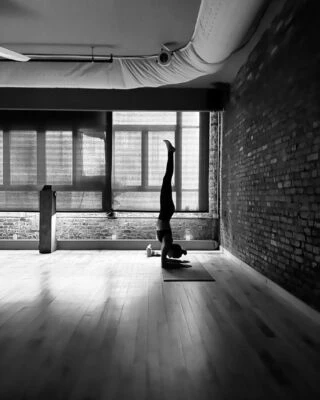 Rooftop Yoga Offers a Good Way To Exercise Enjoying The City View
