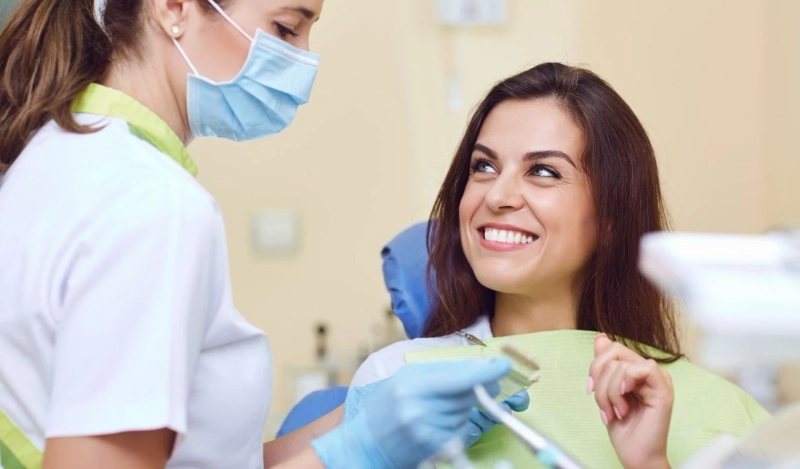 Can Dental Bridges Replace Missing Teeth Naturally?