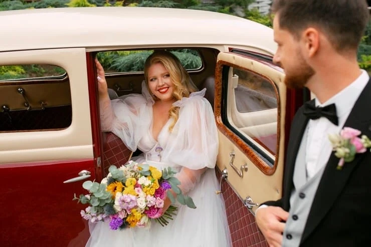 The Benefits of Booking a Wedding Shuttle Bus Arlington Heights