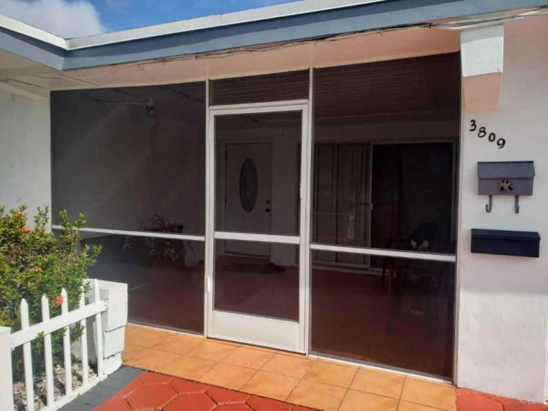 Patio Screen Repair Services in Miami