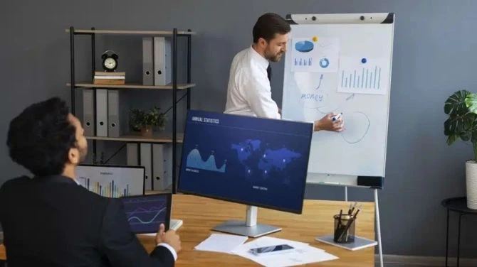 Expert B2B Advertising Agency for Strategic Growth