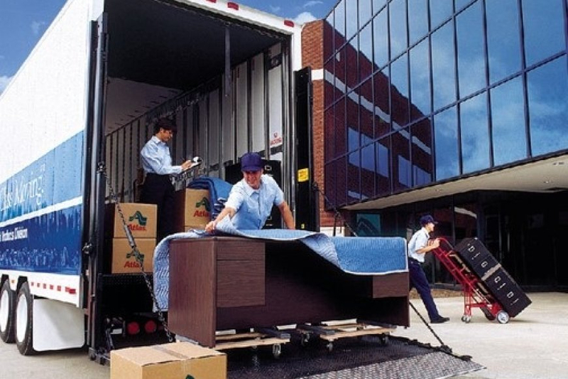 Why Hire Bradenton's Premier Moving Company for Seamless and Stress-Free Office Moves