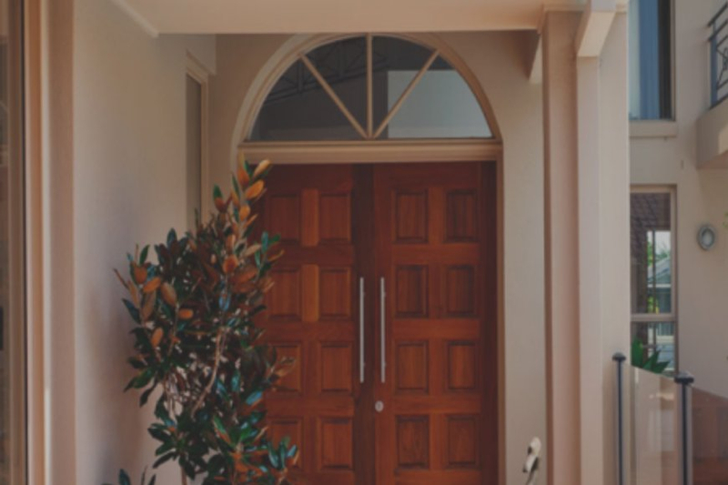 Crafted Elegance: The Artistry and Beauty of Sandor Timber Doors