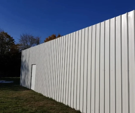 How to Improve Acoustics with Thoughtful Wall Partitions