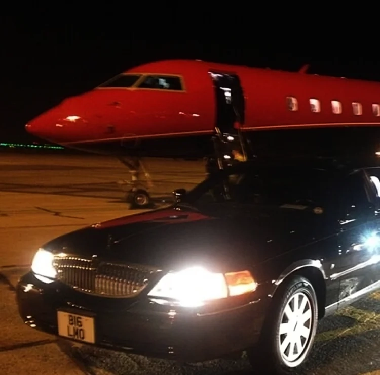 Touch Down in Style with Luxury Airport Transfer in London