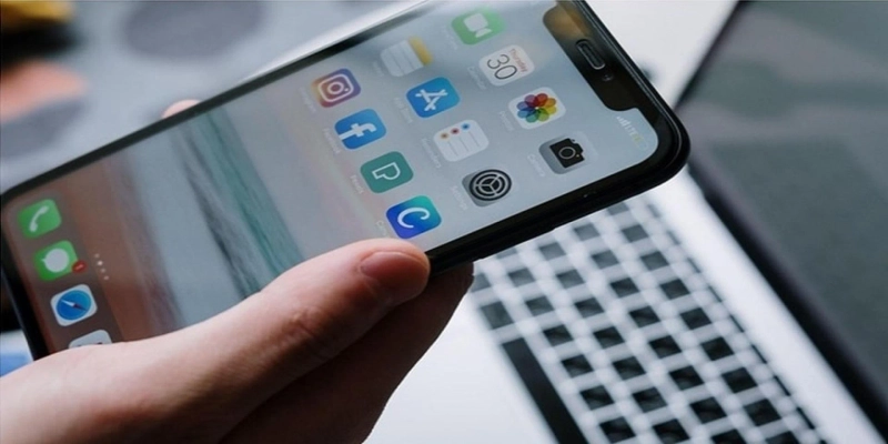 When is the Best Time to Sell Used Apple iPhones?