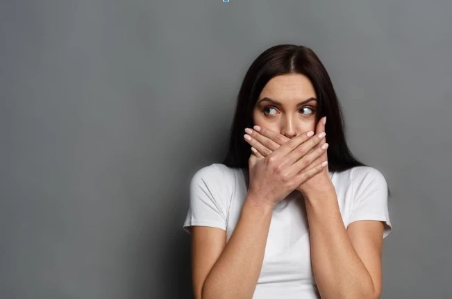Did Your Dental Crown Fall Out? --A List of Do’s and Don’ts