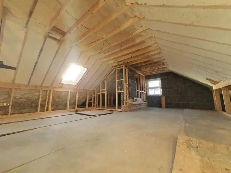 How Spray Foam Roofing Insulation Improves Air Quality Indoors in Loxley, AL