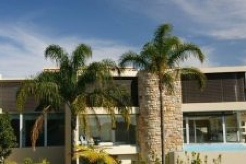 Garage Door Repairs in Brisbane & Sydney: What You Need to Know
