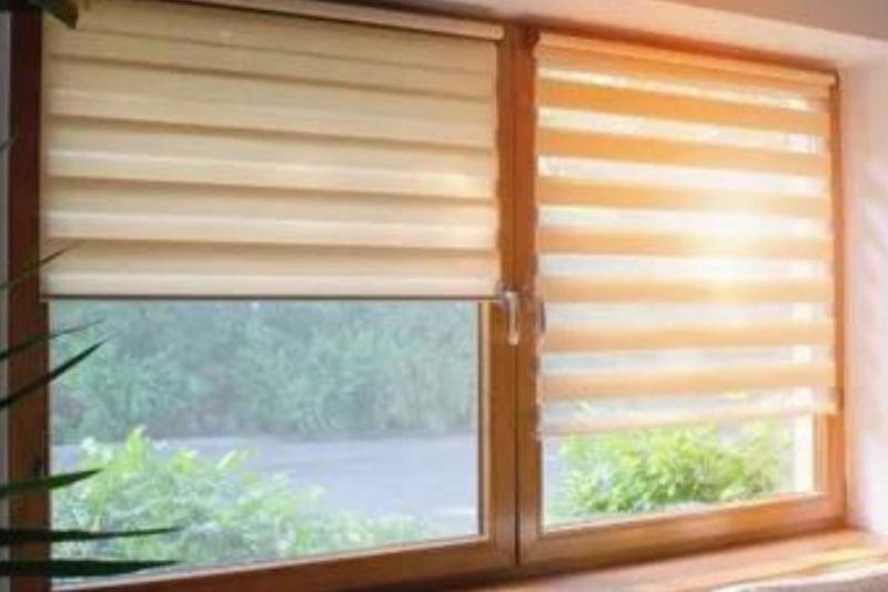 Maximize Light: Buying Sheer Shades For Big Windows
