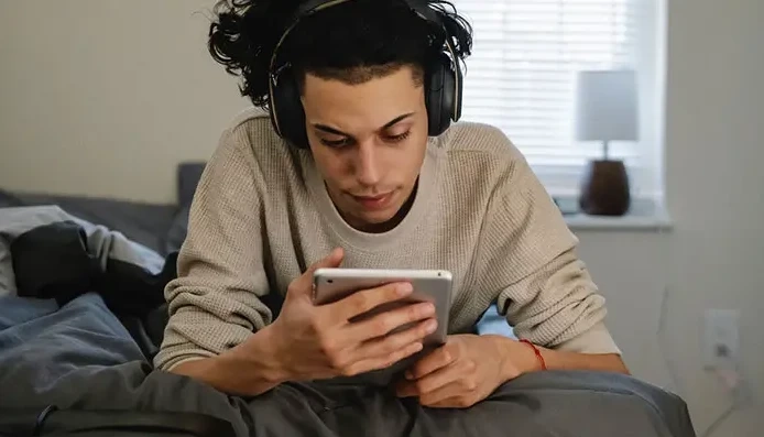 The Perfect Tablet for Teens: Combining Fun, Functionality, and Learning