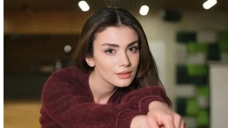 Actress Özge Yağız Profile, Dramas, Net worth, and more