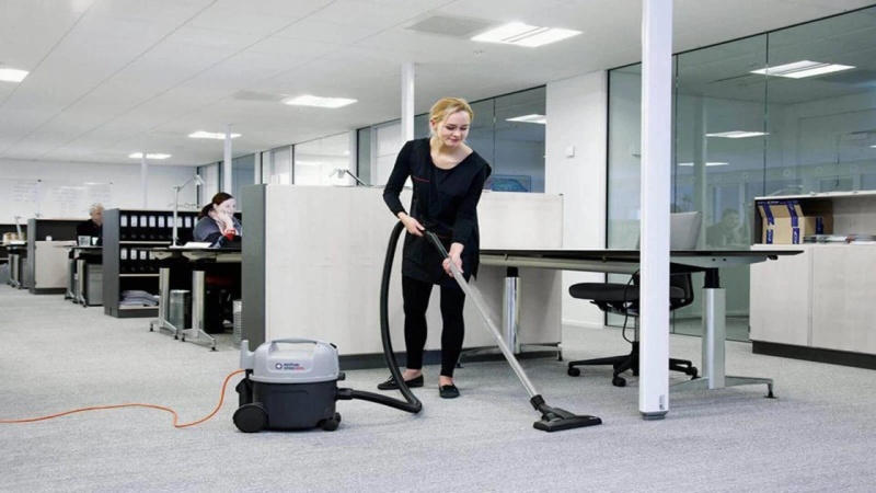 3 Advantages Of Hiring Corporate Cleaning Services To Keep Your Office Space Shining Like Your Future