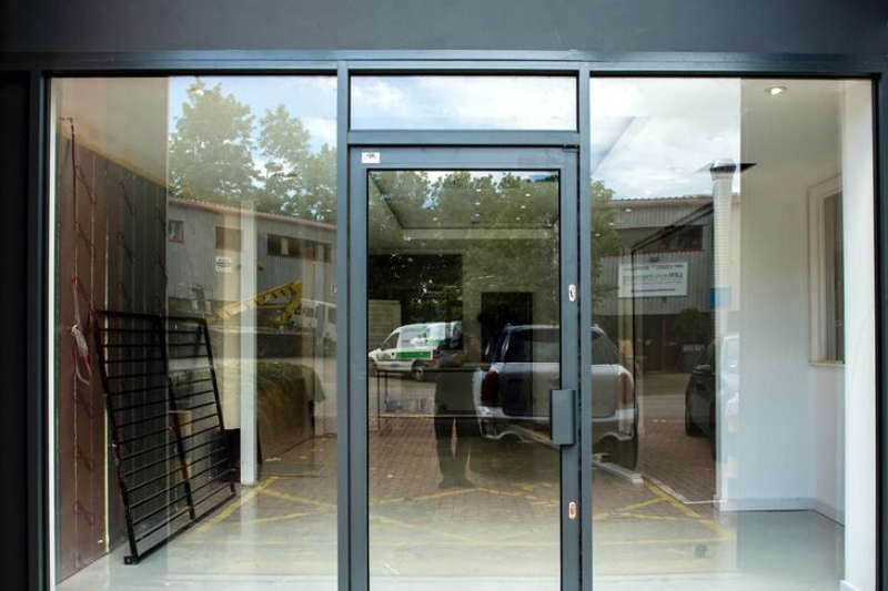 An attractive and useful option for modern businesses are aluminium storefronts.