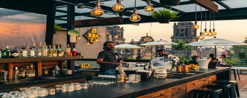 Explore our Best and Exciting Expat bars in Sur Mexico