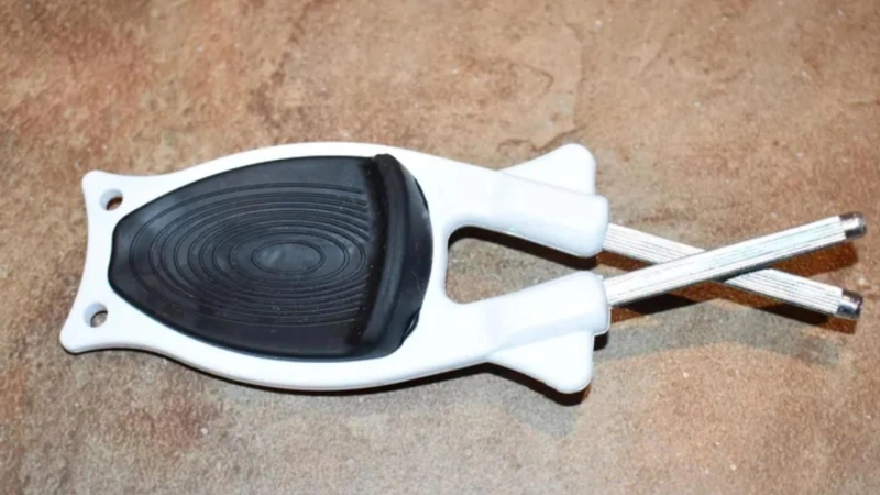 How Often Should Beginners Use a Knife Sharpener for Optimal Results?