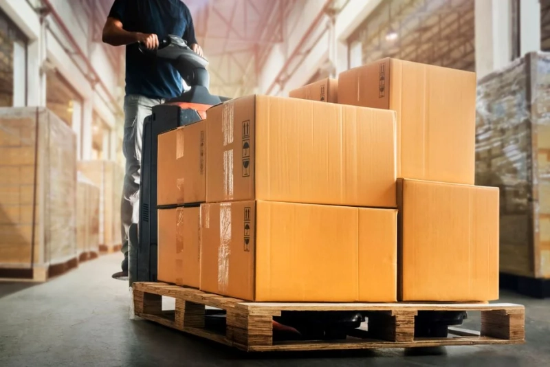 Deliver Big with Ease: Choosing the Right Large Parcel Courier Service