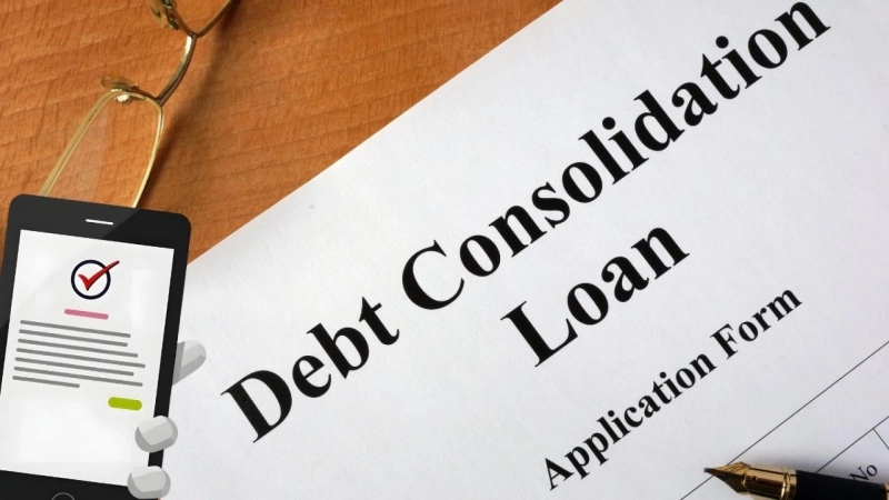 Will consolidating debts be helpful in improving credit scores?