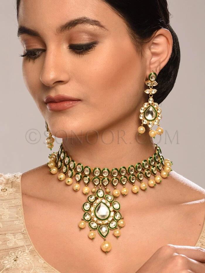 Indian Diamond Choker And Gold Jewelry Necklace Set Designs By Sonoor Jewels 