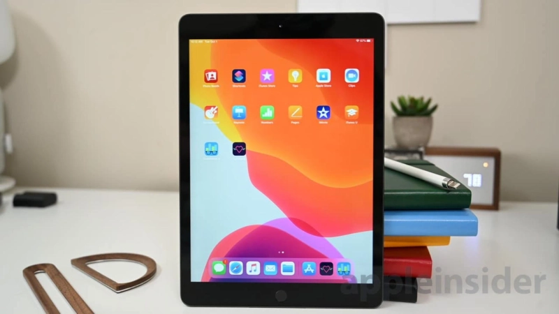 iPad 10.2 Review: Specs, Display, and Battery Life
