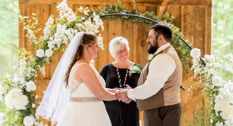 Local Wedding Photographers Are Best For Framing Memories