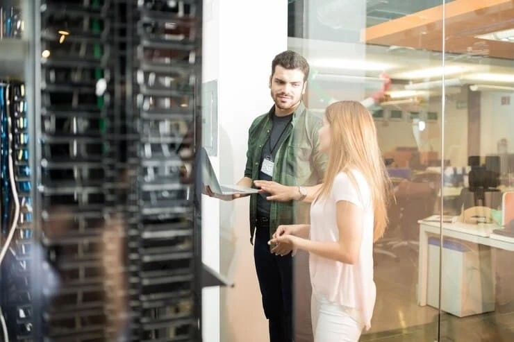 Benefits of Rack Space Colocation for Modern IT Environments