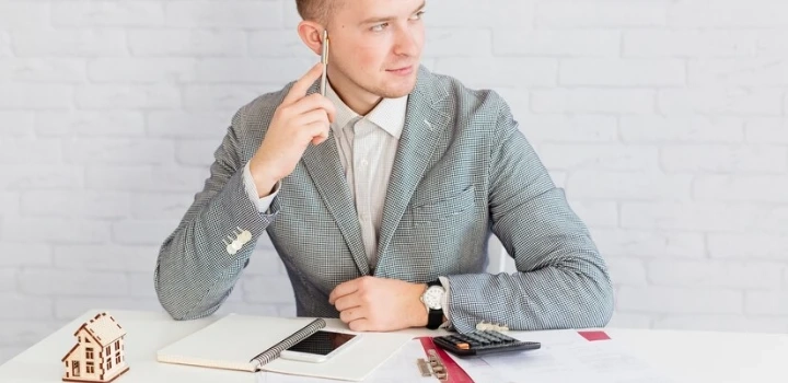 Mistakes that entrepreneurs make while taking out business loans
