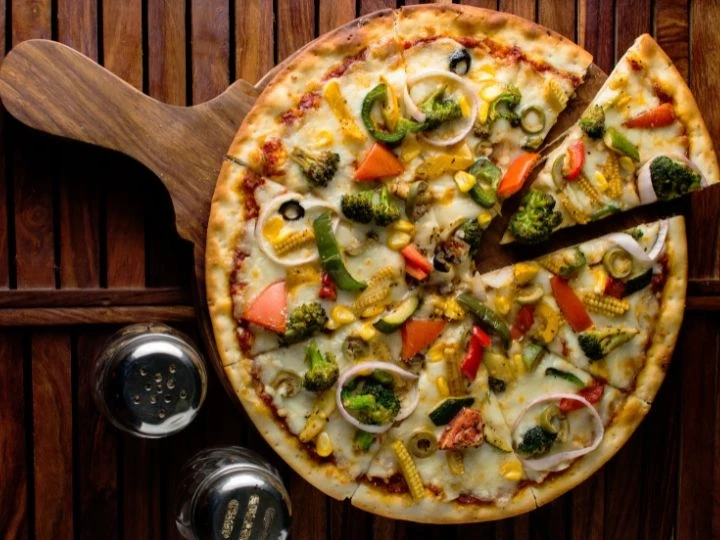 Key Considerations Before Choosing Pizza Cart Hire for Events