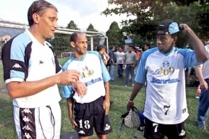 Tinga vê dreads como símbolo do legado que quer deixar como dirigente